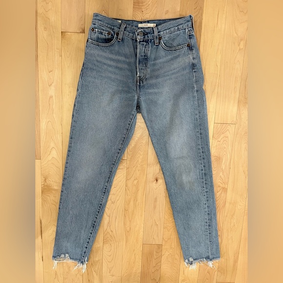 Levi’s Wedgie Jeans - Picture 3 of 3